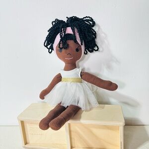 Harperlman Nylah 14” Plush Doll